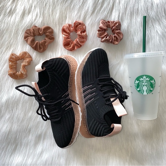 NIB⭐️Black & Peach Knit Sneaks - Picture 5 of 5